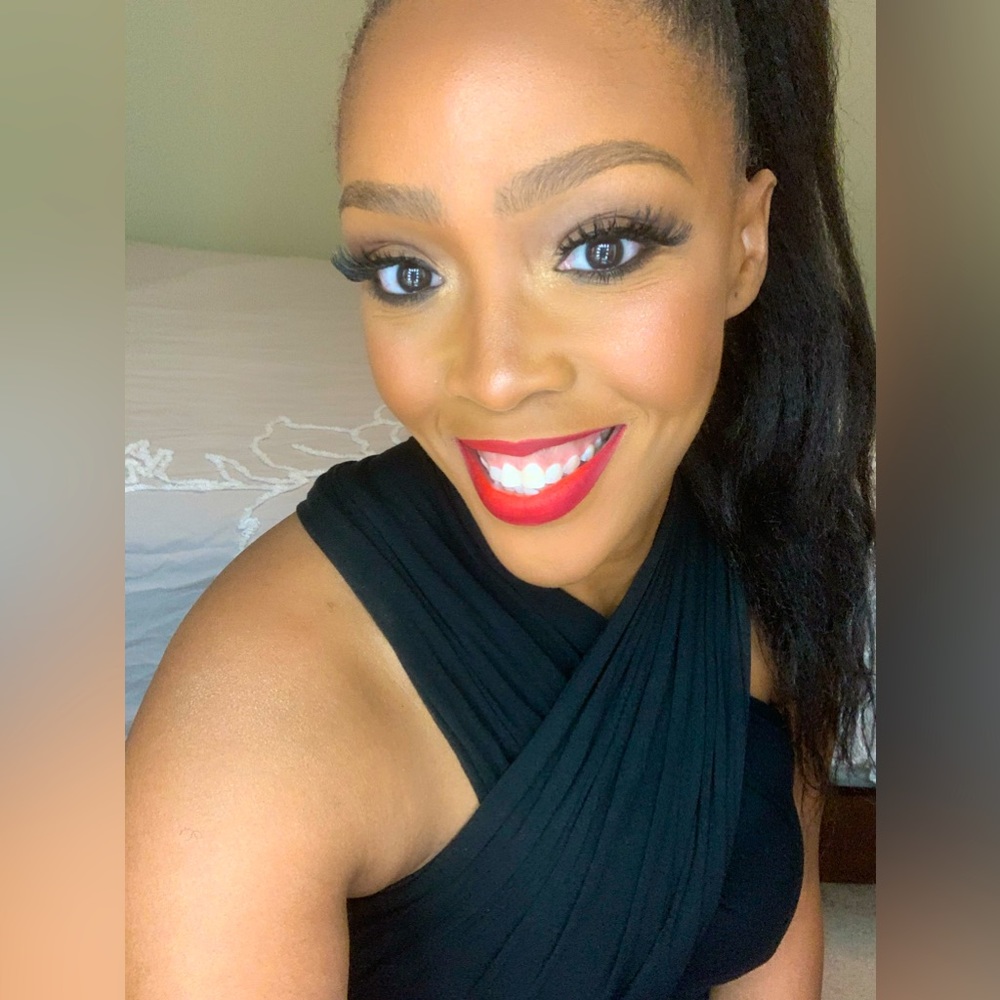 Meet your Posher, Morena